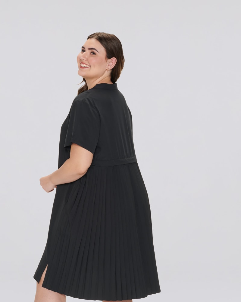 Gabrielle Pleated Back Dress with Pockets Black